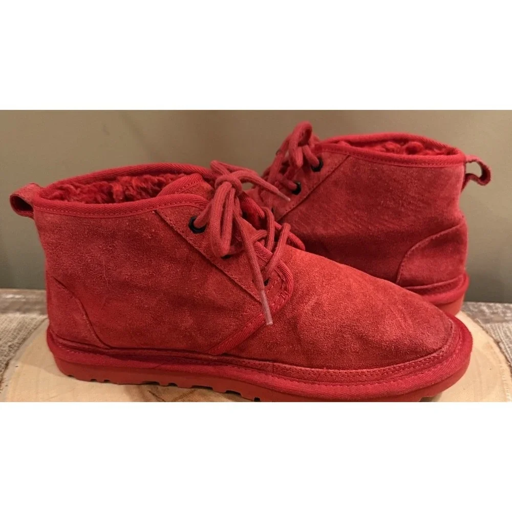 UGG AUSTRALIA NEUMEL 3236  SAMBA RED CHUKKA ANKLE BOOTS MENS SIZE 7‎